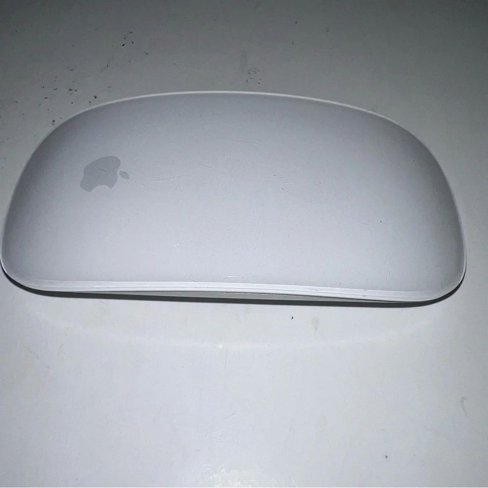Apple Magic Laser Mouse Wireless Bluetooth White A1296 Untested preowned Read!!